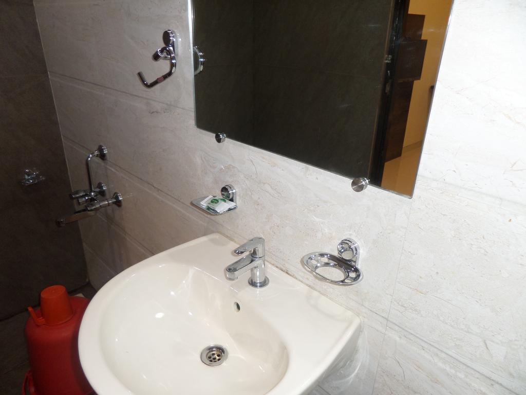 Sai Heera Residency Hotell Shirdi Rom bilde