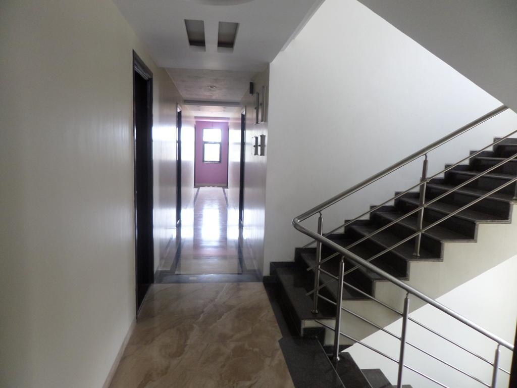 Sai Heera Residency Hotell Shirdi Eksteriør bilde