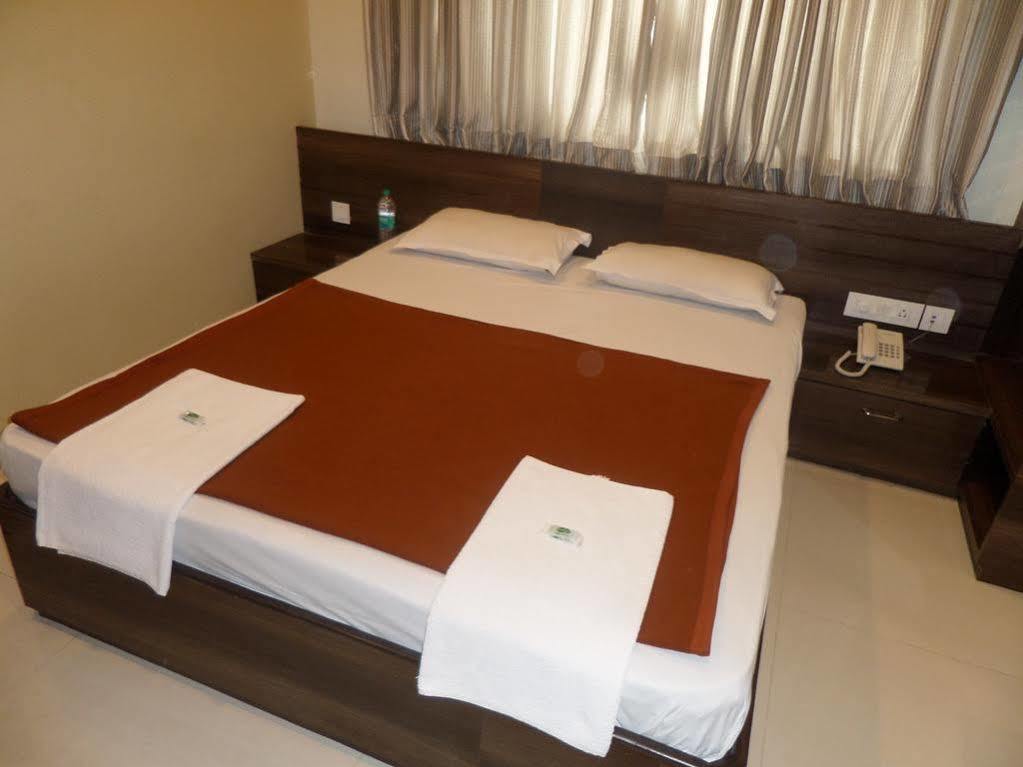 Sai Heera Residency Hotell Shirdi Eksteriør bilde